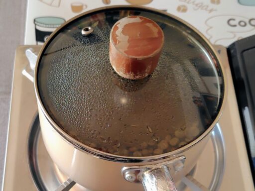 フタの内側に水滴が付く