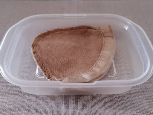 水に浸けて冷蔵庫で保管